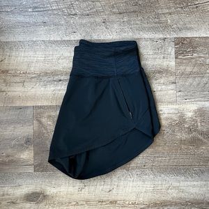 NWOT Outdoor Voices Hudson Short 4” - S